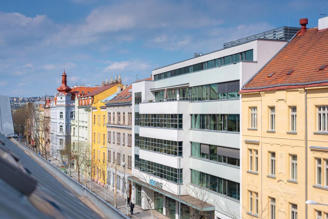 Apartment With Balcony And Parking Near The Prague Museum 外观 照片