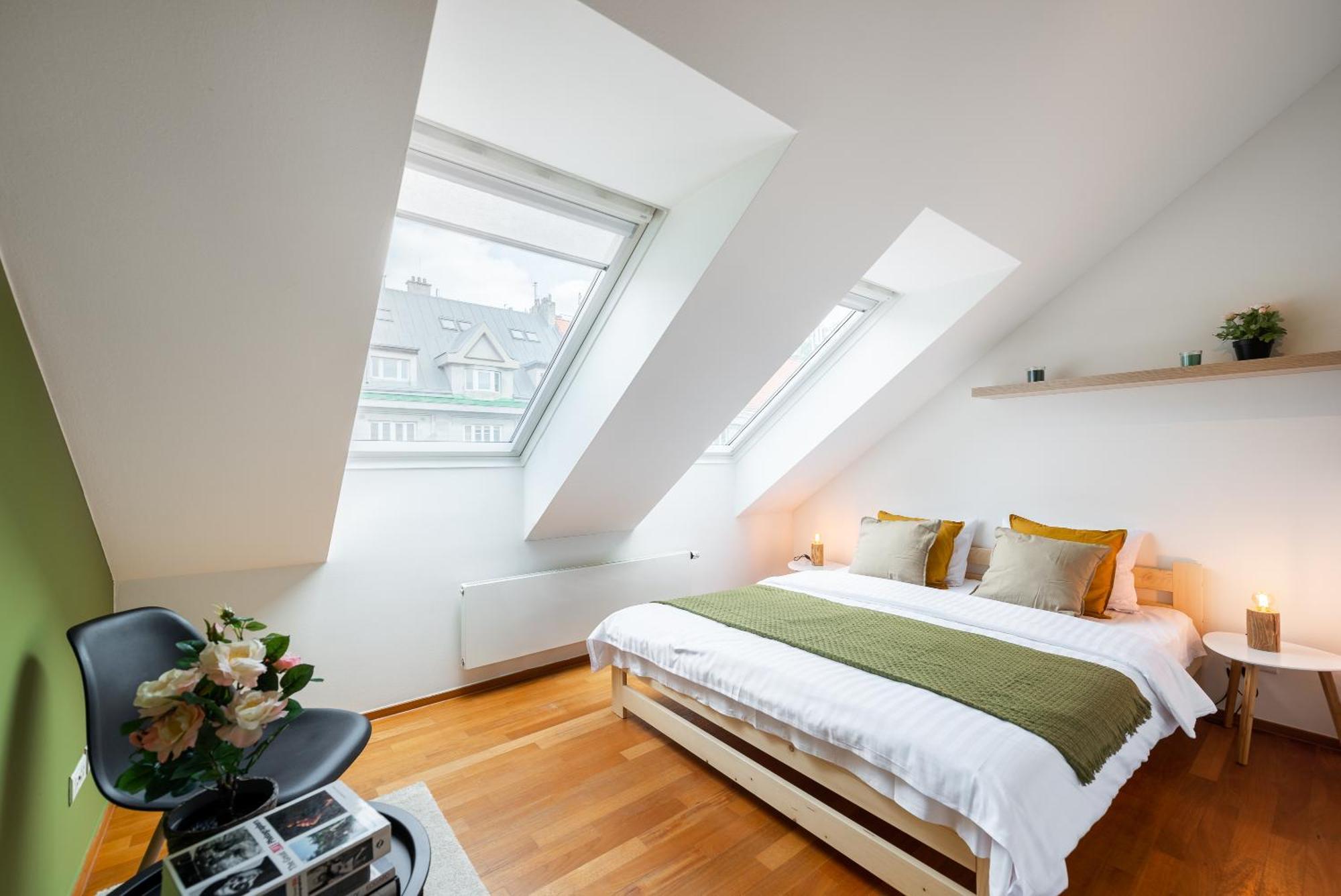 Apartment With Balcony And Parking Near The Prague Museum 外观 照片